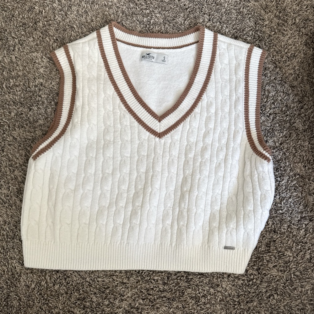 Hollister White and Brown V-Neck Sweater Vest